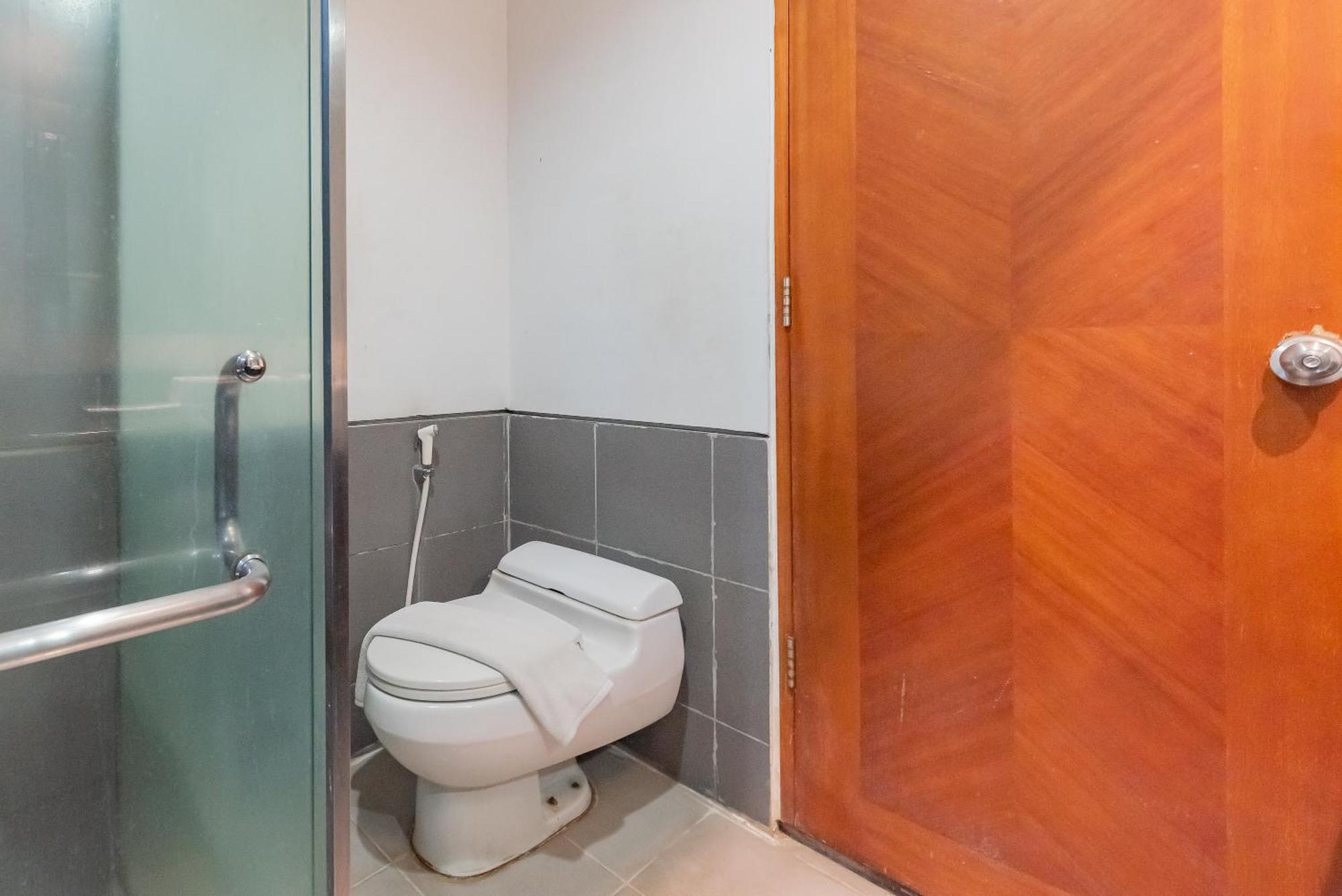 Reddoorz Premium Near Paris Van Java Mall 万隆 外观 照片